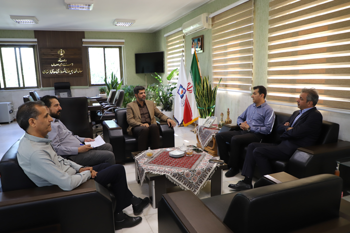 دیدار مدیر عامل فولاد کویر با سرپرست سازمان همیاری شهرداری های استان اصفهان